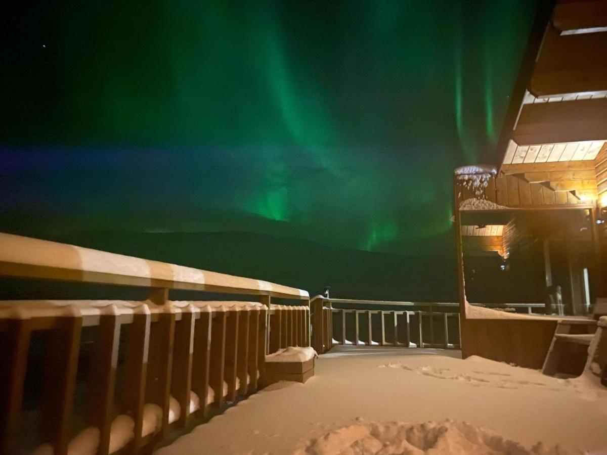 אקראנס Icelandic Lake House מראה חיצוני תמונה