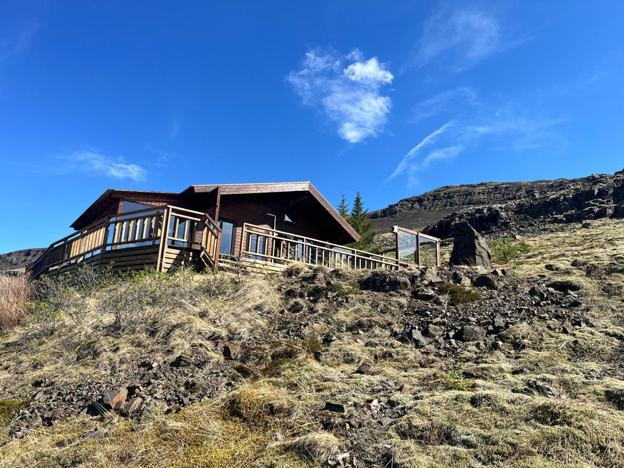 אקראנס Icelandic Lake House מראה חיצוני תמונה